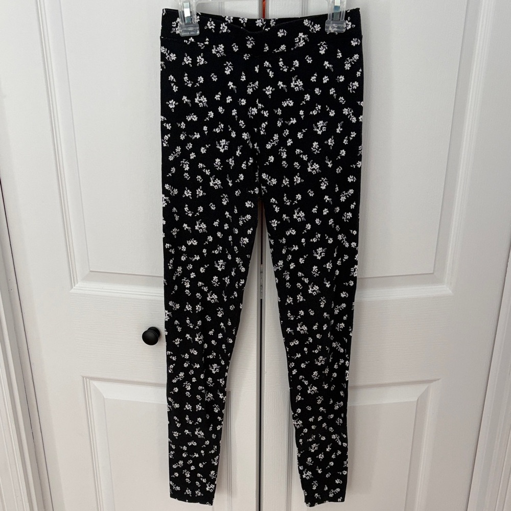 Tag Black and White Floral Kids Leggings